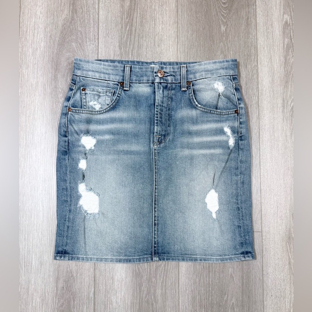 7 For All Mankind Light Blue Distressed Denim Pencil Skirt - Picture 4 of 9